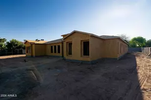 5620 S Gemstone Dr, Chandler, AZ 85249 - Photo 4