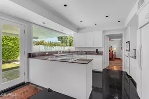 4596 E Calle Ventura, Phoenix, AZ 85018 - Photo 14