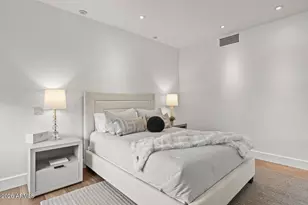 2402 E Esplanade Ln, Phoenix, AZ 85016 - Photo 28