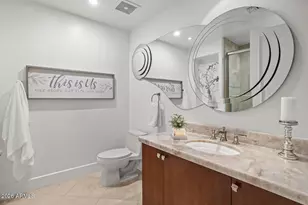 2402 E Esplanade Ln, Phoenix, AZ 85016 - Photo 30
