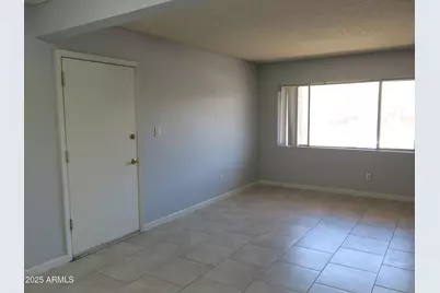 1130 E Butler Drive #B4, Phoenix, AZ 85020 - Photo 6