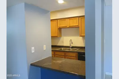 1130 E Butler Drive #B4, Phoenix, AZ 85020 - Photo 12