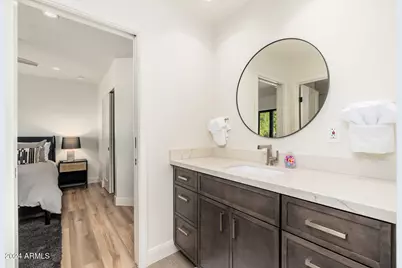 6025 E Charter Oak Road, Scottsdale, AZ 85254 - Photo 36