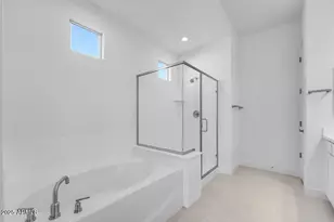 4050 E Brittlebush Ln, San Tan Valley, AZ 85140 - Photo 18