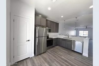 8679 W Raven Drive, Arizona City, AZ 85123 - Photo 16