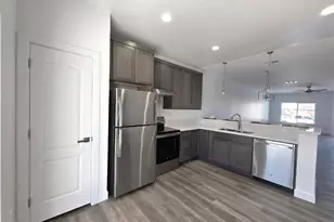 8679 W Raven Dr, Arizona City, AZ 85123 - Photo 16