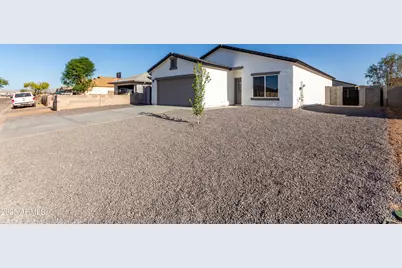 8679 W Raven Drive, Arizona City, AZ 85123 - Photo 4