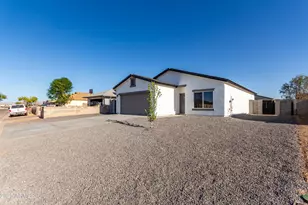 8679 W Raven Dr, Arizona City, AZ 85123 - Photo 4