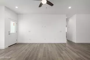 8679 W Raven Dr, Arizona City, AZ 85123 - Photo 6