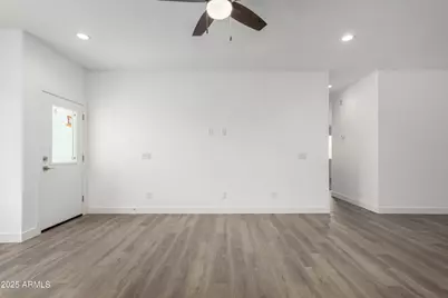 8679 W Raven Drive, Arizona City, AZ 85123 - Photo 8