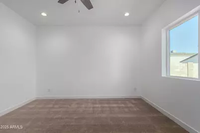 8679 W Raven Drive, Arizona City, AZ 85123 - Photo 22