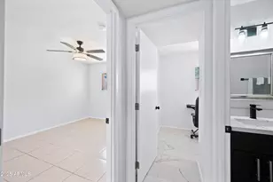 5004 W Kaler Dr, Glendale, AZ 85301 - Photo 34