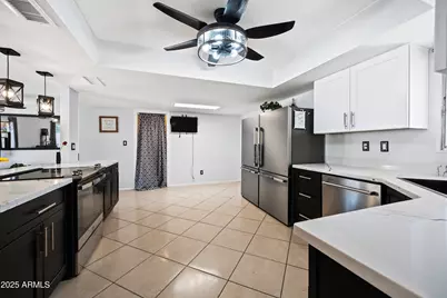 5004 W Kaler Drive, Glendale, AZ 85301 - Photo 8