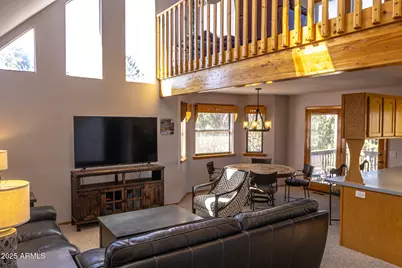 2806 Skyhawk Drive, Overgaard, AZ 85933 - Photo 14