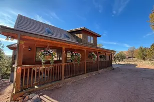 2806 Sky Hawk Dr, Overgaard, AZ 85933 - Photo 2
