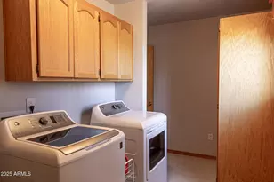 2806 Sky Hawk Dr, Overgaard, AZ 85933 - Photo 32