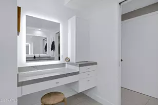 7137 E Rancho Vista Dr, Scottsdale, AZ 85251 - Photo 26