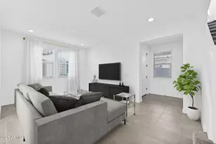 9964 W Piccadilly Rd, Avondale, AZ 85392 - Photo 8