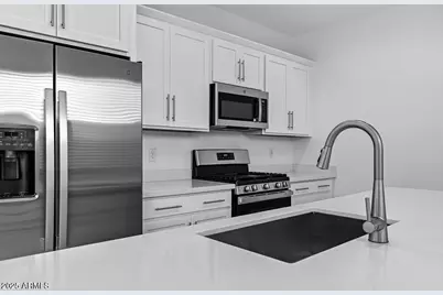 9964 W Piccadilly Road, Avondale, AZ 85392 - Photo 16