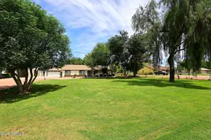 17730 E Brooks Farm Rd, Gilbert, AZ 85298 - Photo 48