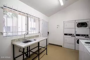8055 E Thomas Rd, Scottsdale, AZ 85251 - Photo 20