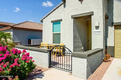 21150 N Evergreen Drive, Maricopa, AZ 85138 - Photo 2