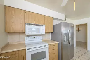 10559 W Coggins Dr, Sun City, AZ 85351 - Photo 10