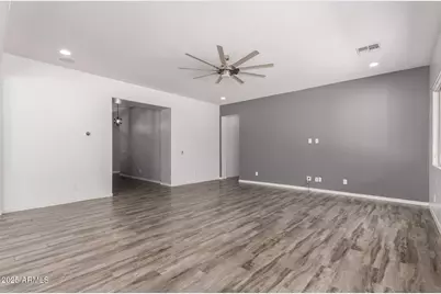 26860 N 102nd Lane, Peoria, AZ 85383 - Photo 8