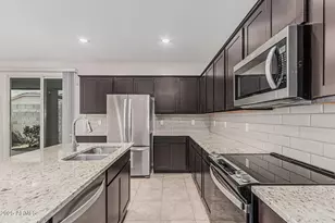 17376 W Via De Luna Dr, Surprise, AZ 85387 - Photo 12