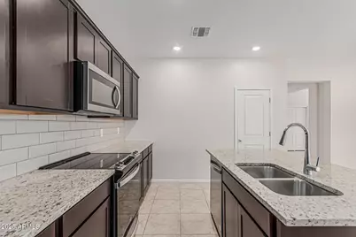 17376 W Via De Luna Drive, Surprise, AZ 85387 - Photo 10