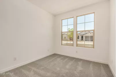 18210 W Hess Street, Goodyear, AZ 85338 - Photo 14