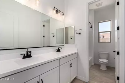 16550 W Creedance Boulevard, Surprise, AZ 85387 - Photo 26