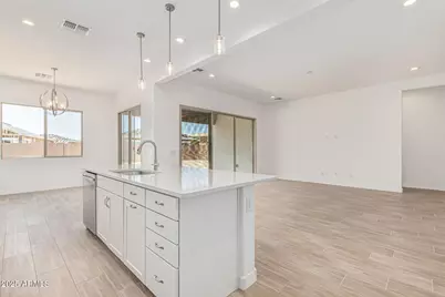 16494 W Creedance Boulevard, Surprise, AZ 85387 - Photo 6