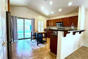 12845 W Milton Dr, Peoria, AZ 85383 - Photo 4