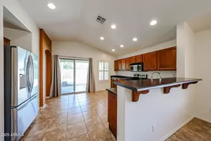 12845 W Milton Dr, Peoria, AZ 85383 - Photo 4