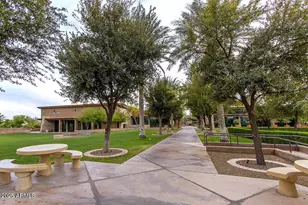 12845 W Milton Dr, Peoria, AZ 85383 - Photo 44