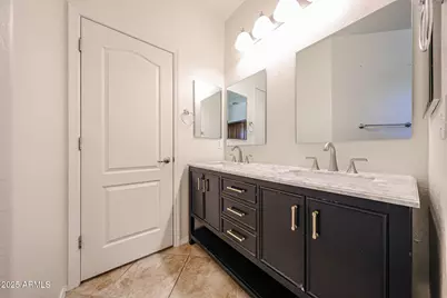 12679 W Lowden Road, Peoria, AZ 85383 - Photo 28