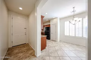 12679 W Lowden Rd, Peoria, AZ 85383 - Photo 14
