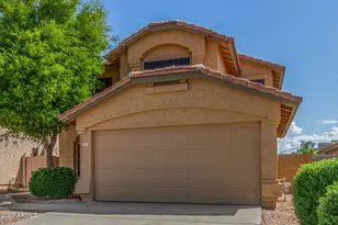 21621 N 48th Pl, Phoenix, AZ 85054 - Photo 4