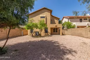 21621 N 48th Pl, Phoenix, AZ 85054 - Photo 36