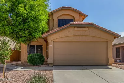 21621 N 48th Place, Phoenix, AZ 85054 - Photo 2