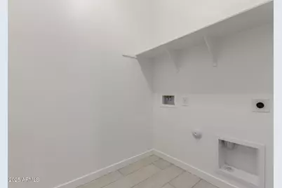 18189 W Hess Street, Goodyear, AZ 85338 - Photo 24