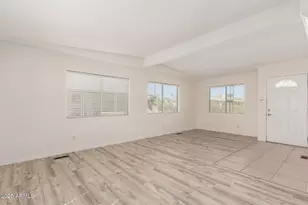 2819 W Louise Dr, Phoenix, AZ 85027 - Photo 10