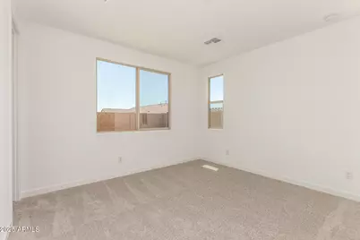 18195 W Hess Street, Goodyear, AZ 85338 - Photo 8