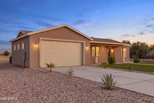 4433 E Pinto Dr, Eloy, AZ 85131 - Photo 1