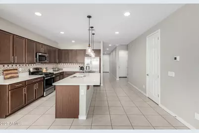 12423 W Citrus Way, Litchfield Park, AZ 85340 - Photo 10