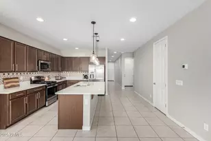 12423 W Citrus Wy, Litchfield Park, AZ 85340 - Photo 10