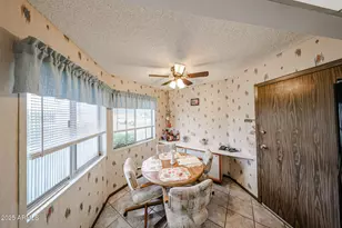 10401 W Loma Blanca Dr, Sun City, AZ 85351 - Photo 4