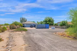 7923 N 173rd Ave, Waddell, AZ 85355 - Photo 2
