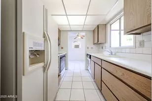 13618 N 98th Ave, Sun City, AZ 85351 - Photo 12